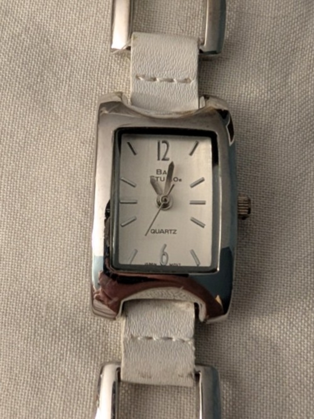 Working Bay Studio White Leather Strap Quartz Women's Watch